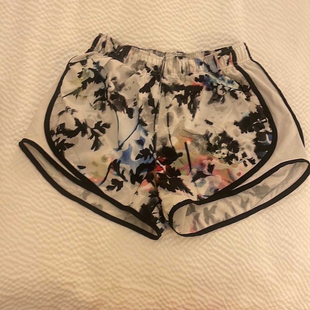 Nike Tempo Dri-Fit Running Shorts - Small